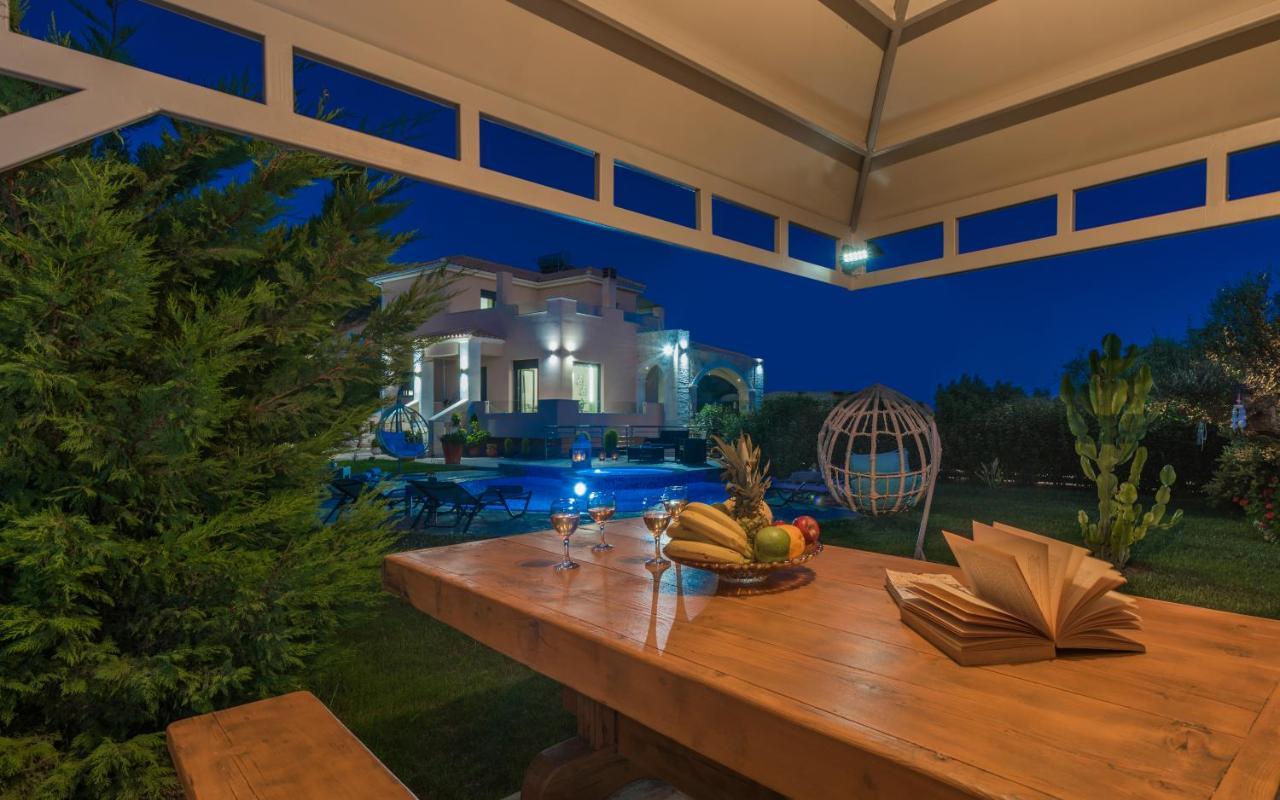 Romanza Luxury Villa Kalamákion Dış mekan fotoğraf